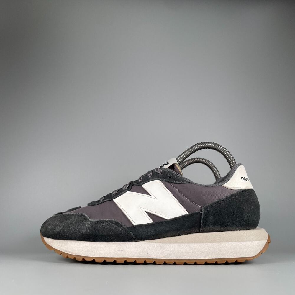 Women's 7 Men's 5.5 New Balance 237 Black Gray White Running Shoe Casual Sneaker